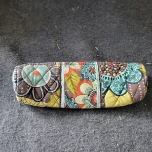 Vera Bradley small reader glass case. Personal needs case. Make Up Case..